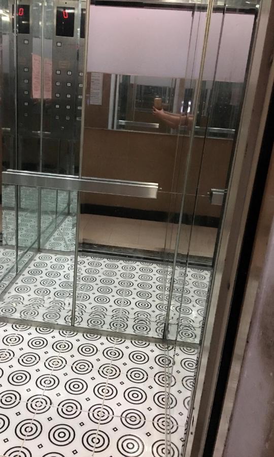 Hoang Nam Hotel Хошимин Екстериор снимка