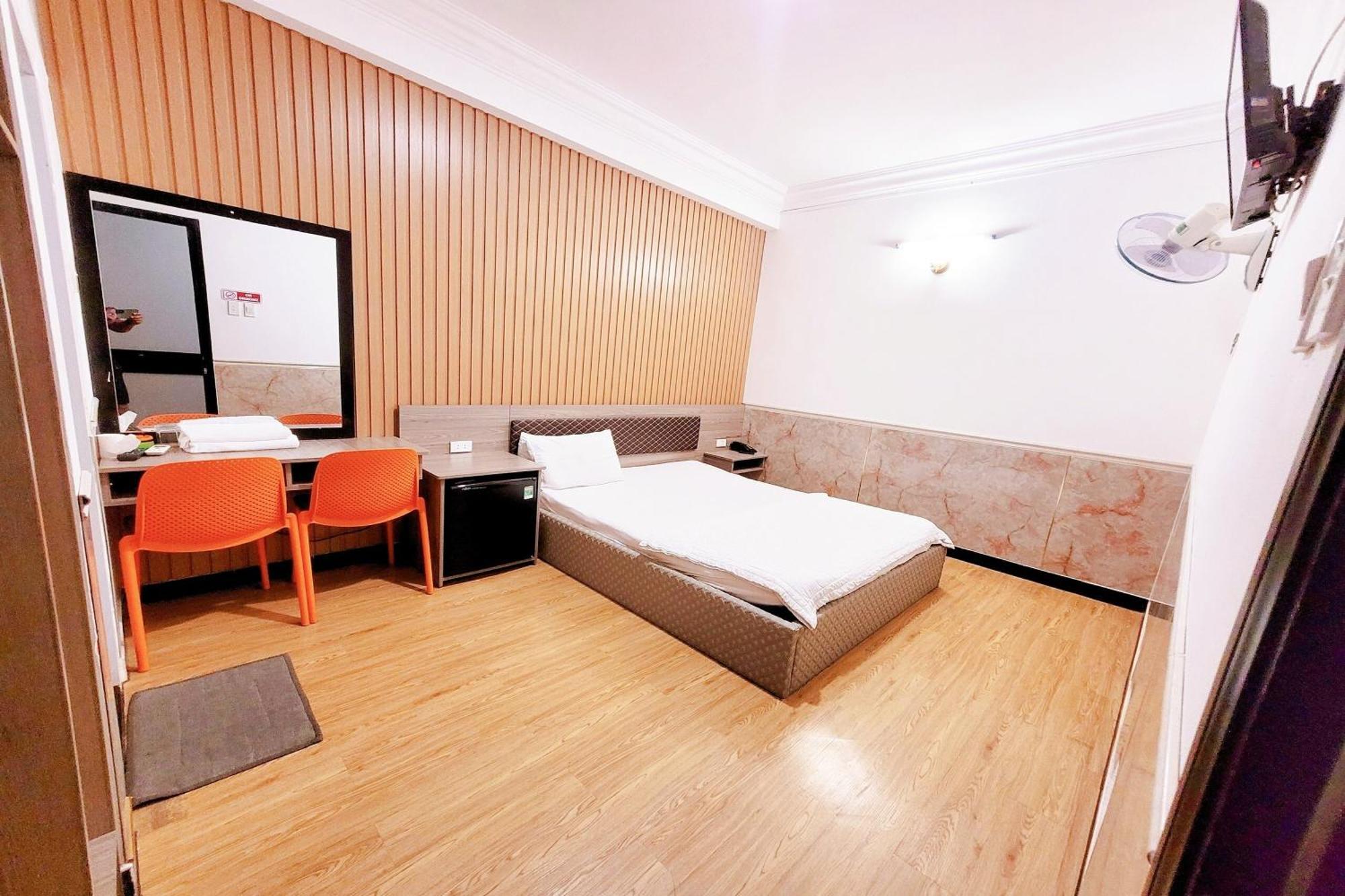 Hoang Nam Hotel Хошимин Екстериор снимка