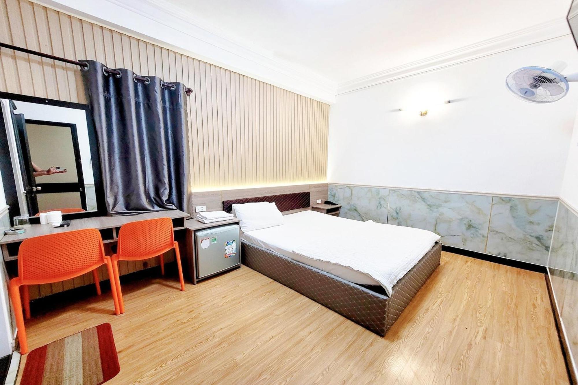 Hoang Nam Hotel Хошимин Екстериор снимка